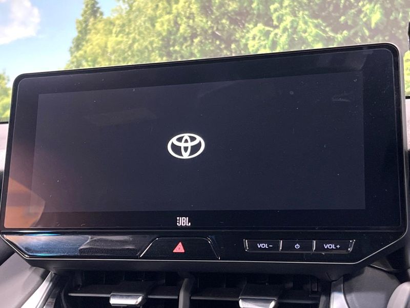 2023 Toyota Harrier 6BA-MXUA80 (UW-6aa8b8cfda5d9)[25]