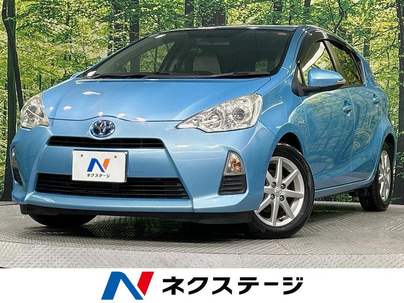 2012 Toyota Aqua DAA-NHP10 (UW-6aa8b8f1e4a24)[3]