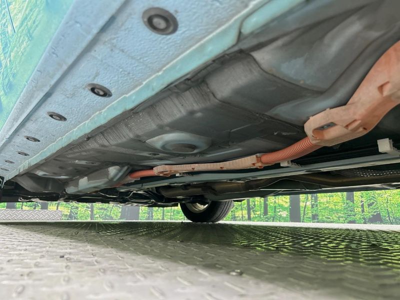 2012 Toyota Aqua DAA-NHP10 (UW-6aa8b8f1e4a24)[21]