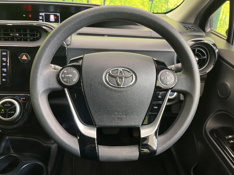 2019 Toyota Aqua DAA-NHP10 (UW-6aa8b8f85bddb)[29]