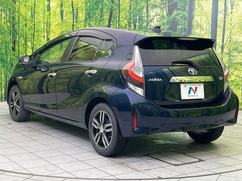 2019 Toyota Aqua DAA-NHP10 (UW-6aa8b8f85bddb)[10]