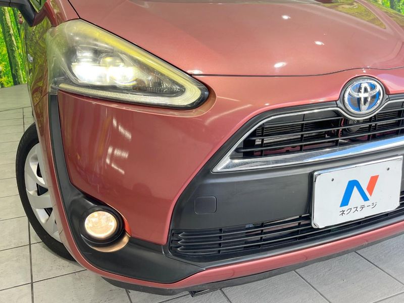 2016 Toyota Sienta DAA-NHP170G (UW-6aa8b9050af70)[15]