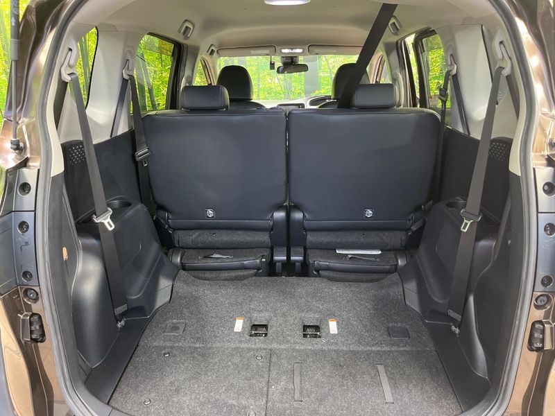 2017 Toyota Sienta DAA-NHP170G (UW-6aa8b9062f988)[7]
