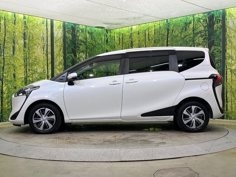 2022 Toyota Sienta 6AA-NHP170G (UW-6aa8b908ae995)[15]