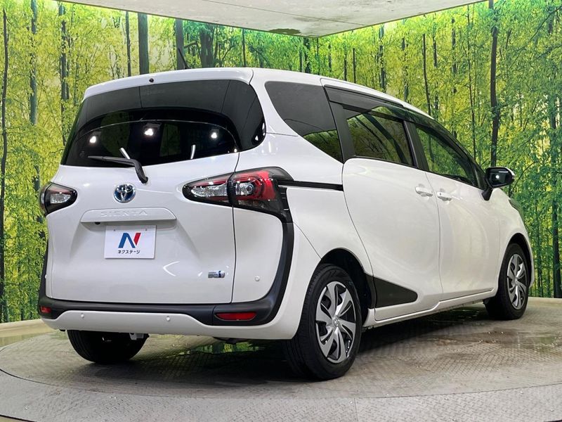 2022 Toyota Sienta 6AA-NHP170G (UW-6aa8b908ae995)[18]