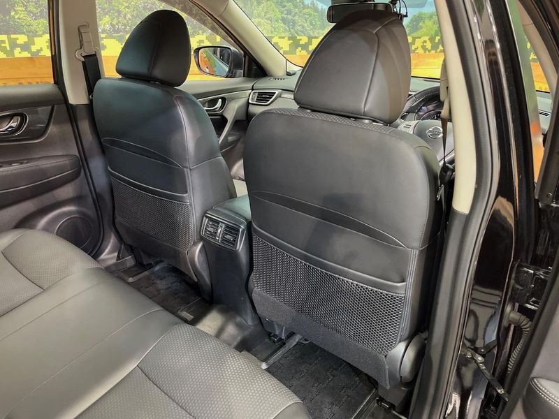 2016 Nissan X-Trail DBA-NT32 (UW-6aa8b9183582f)[27]