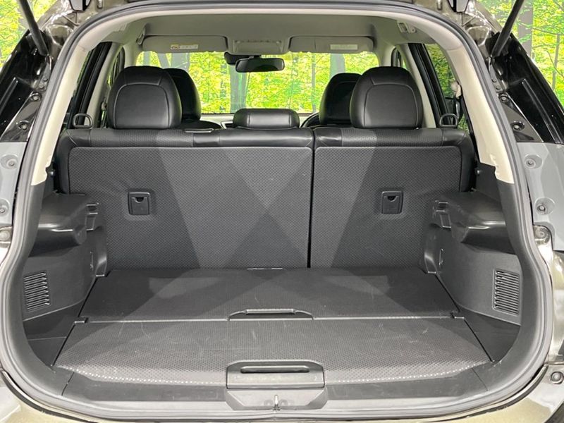 2017 Nissan X-Trail DBA-NT32 (UW-6aa8b918b36f2)[4]
