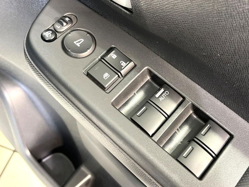 2014 Honda Stepwgn Spada DBA-RK5 (UW-6aa8b925822a6)[16]