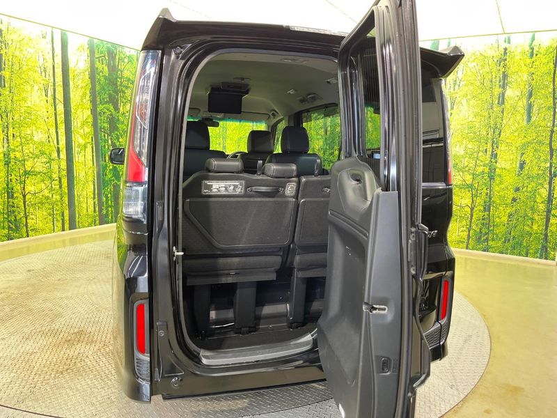 2020 Honda Stepwgn Spada 6BA-RP3 (UW-6aa8b928a0ca2)[25]