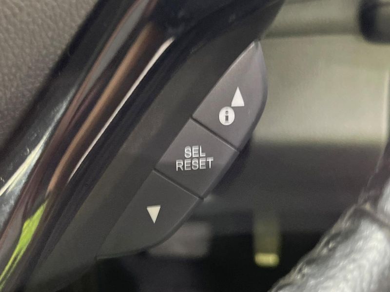 2015 Honda Vezel DAA-RU3 (UW-6aa8b9303d06d)[9]