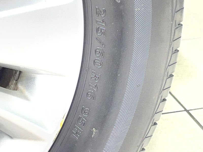 2015 Honda Vezel DAA-RU3 (UW-6aa8b930905a7)[8]