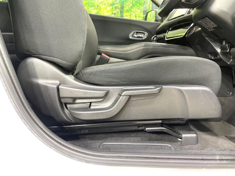 2015 Honda Vezel DAA-RU3 (UW-6aa8b930905a7)[21]