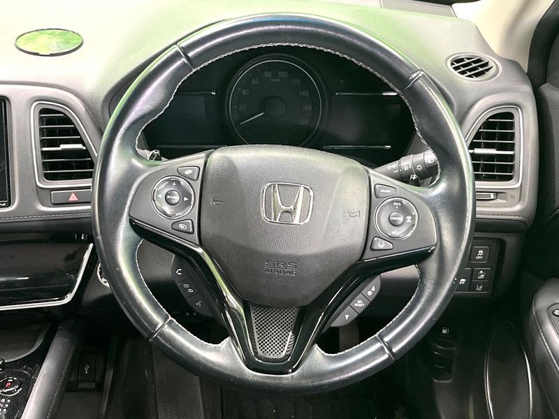 2018 Honda Vezel DAA-RU3 (UW-6aa8b9339a51d)[21]