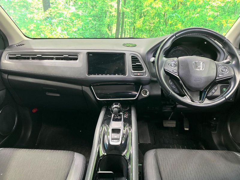 2018 Honda Vezel DAA-RU3 (UW-6aa8b9339a51d)[20]