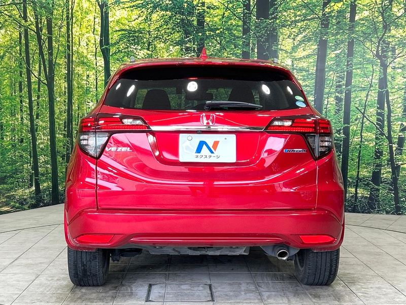 2018 Honda Vezel DAA-RU3 (UW-6aa8b933e7fcd)[9]