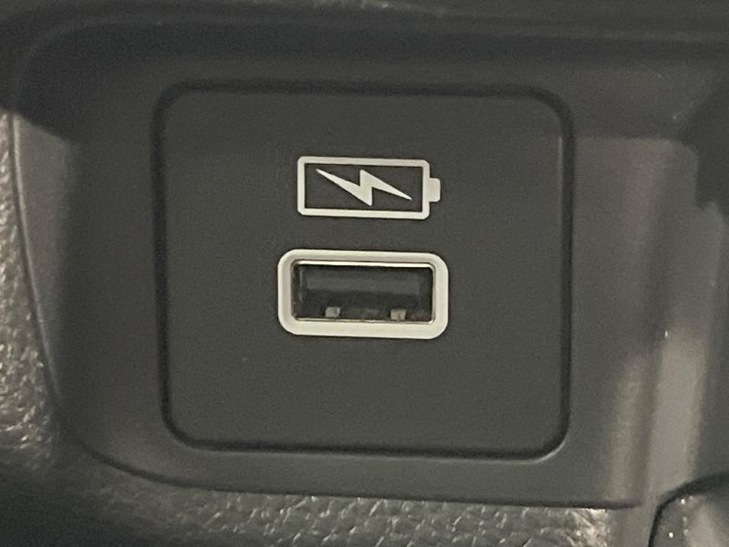 2021 Honda Vezel 6AA-RV5 (UW-6aa8b93761c12)[22]