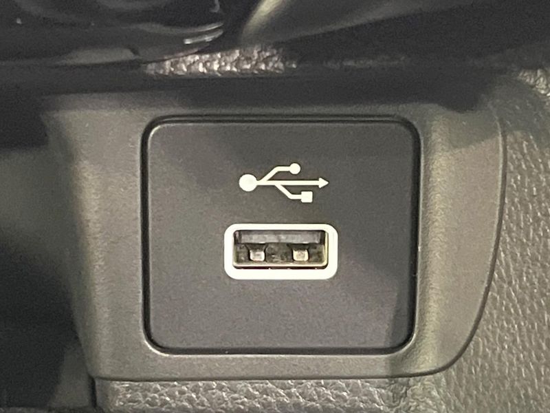2021 Honda Vezel 6AA-RV5 (UW-6aa8b93761c12)[21]