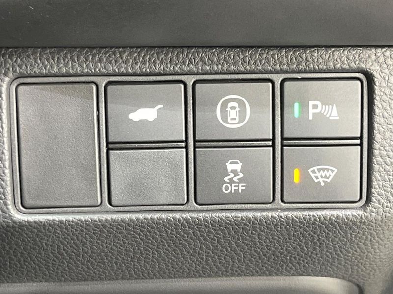 2021 Honda Vezel 6AA-RV5 (UW-6aa8b93761c12)[13]