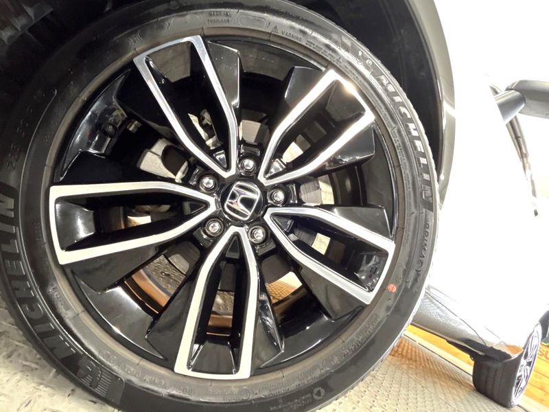 2021 Honda Vezel 6AA-RV5 (UW-6aa8b937e65fc)[25]