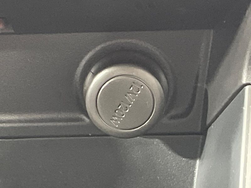 2018 Subaru Forester DBA-SJ5 (UW-6aa8b95a8ffd7)[24]