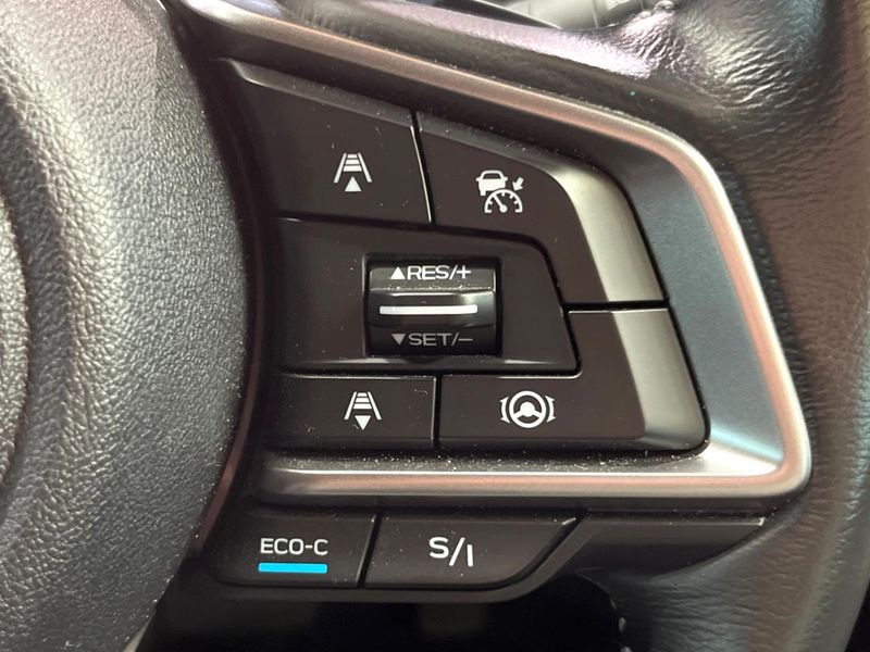 2021 Subaru Forester 5AA-SKE (UW-6aa8b961ce3f5)[29]