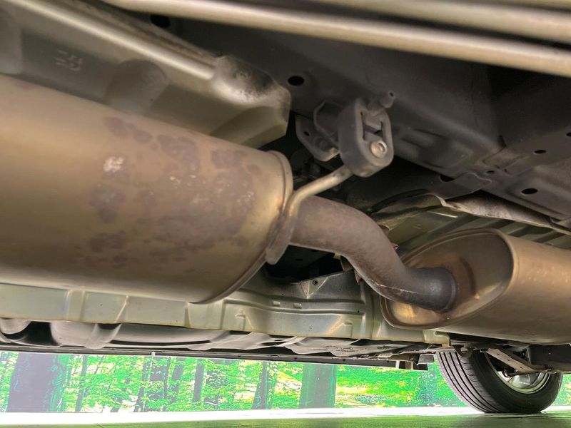 2016 Nissan Elgrand DBA-TE52 (UW-6aa8b96f59983)[21]