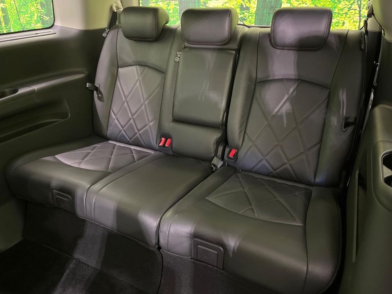 2016 Nissan Elgrand DBA-TE52 (UW-6aa8b96f59983)[13]