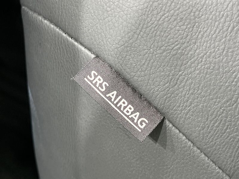 2017 Nissan Elgrand DBA-TE52 (UW-6aa8b970474dd)[25]