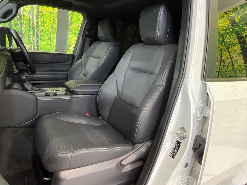 2025 Toyota Land Cruiser 250 3BA-TRJ250W (UW-6aa8b97f8b89c)[11]