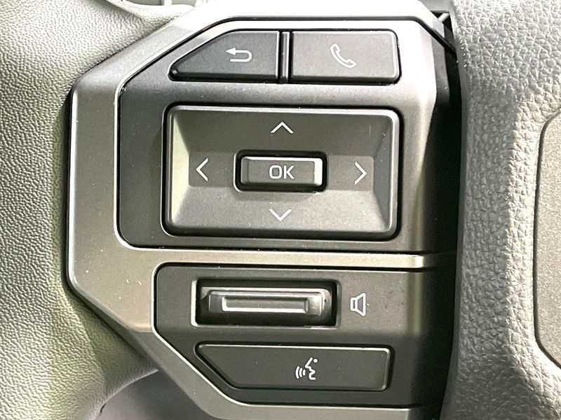 2025 Toyota Land Cruiser 250 3BA-TRJ250W (UW-6aa8b980229c7)[17]