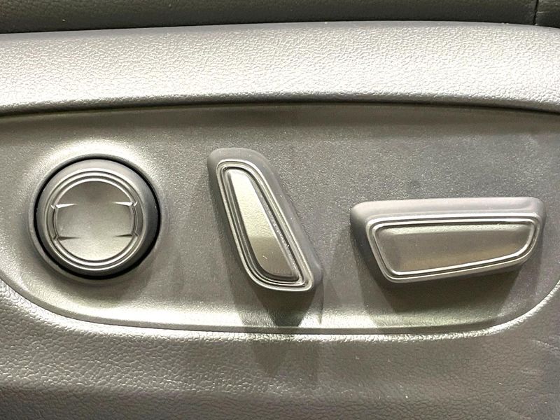 2025 Toyota Land Cruiser 250 3BA-TRJ250W (UW-6aa8b980229c7)[10]