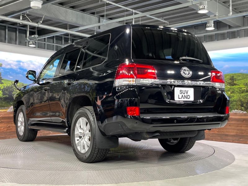 2018 Toyota Land Cruiser CBA-URJ202W (UW-6aa8b9841e295)[11]