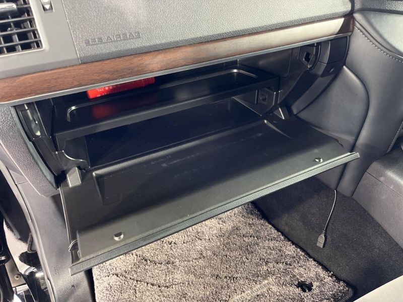 2018 Toyota Land Cruiser CBA-URJ202W (UW-6aa8b9841e295)[20]