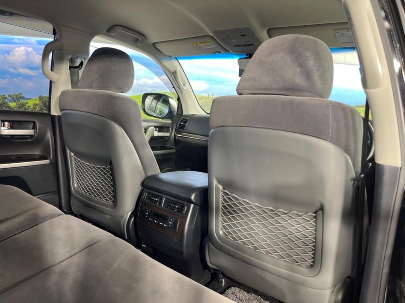 2018 Toyota Land Cruiser CBA-URJ202W (UW-6aa8b9841e295)[24]