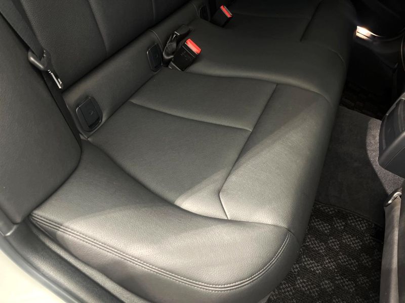 2016 BMW 3 Series LDA-8C20 (UW-6aa8b9a23fa27)[19]