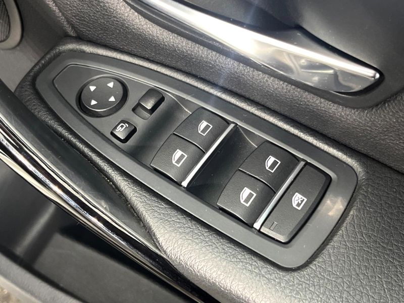 2016 BMW 3 Series LDA-8C20 (UW-6aa8b9a23fa27)[23]