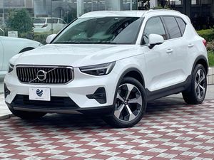 2022 Volvo XC40 5AA-XB420TXCM