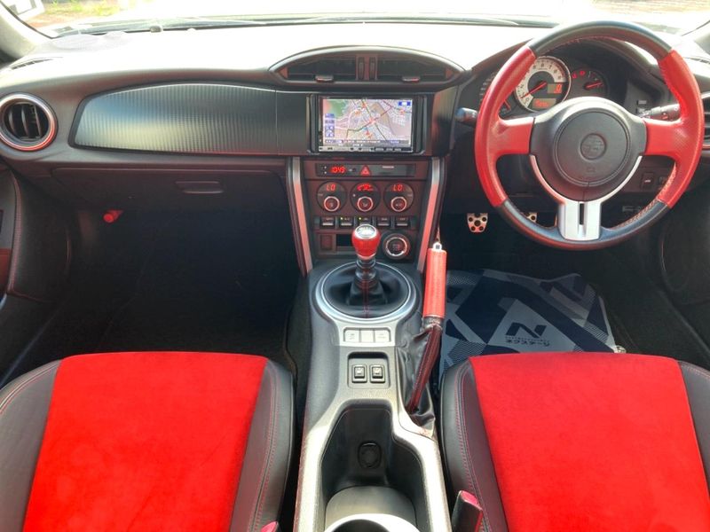 2012 Toyota 86 DBA-ZN6 (UW-6aa8b9c4edf90)[29]