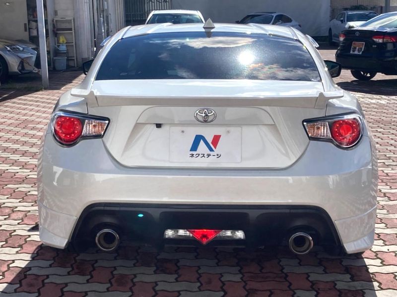 2012 Toyota 86 DBA-ZN6 (UW-6aa8b9c4edf90)[13]