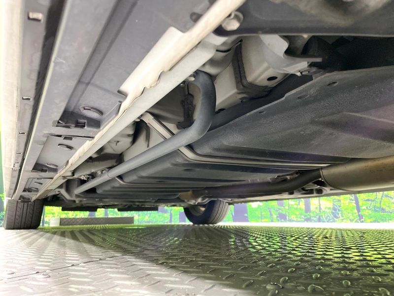 2018 Toyota Voxy DBA-ZRR80W (UW-6aa8b9d734bcc)[12]