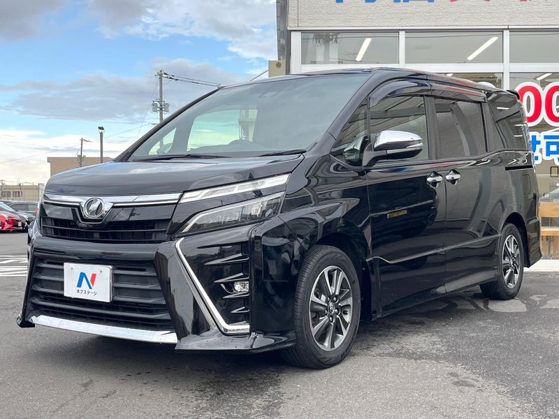 2018 Toyota Voxy DBA-ZRR80W (UW-6aa8b9d7d70d3)[6]