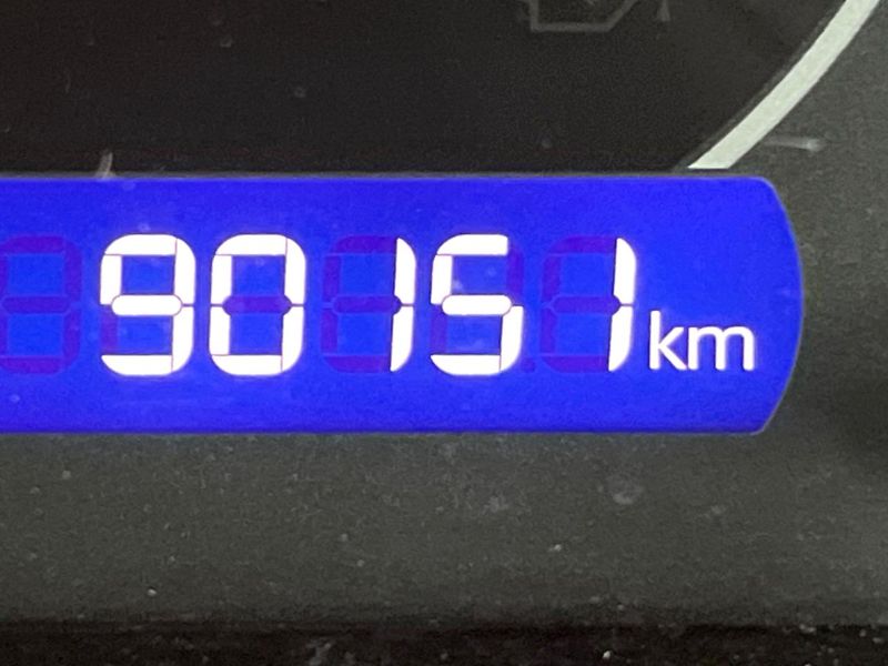 2018 Toyota Voxy DBA-ZRR80W (UW-6aa8b9d7d70d3)[2]