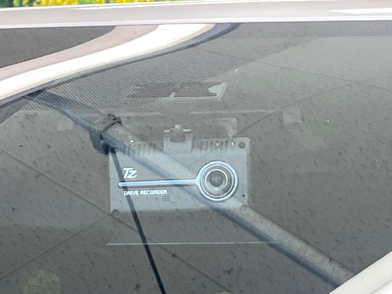 2021 Toyota Voxy 3BA-ZRR80W (UW-6aa8b9ddf0a77)[5]