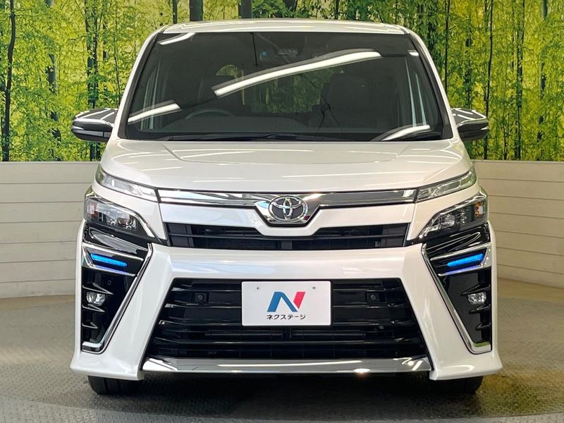 2021 Toyota Voxy 3BA-ZRR80W (UW-6aa8b9ddf0a77)[23]