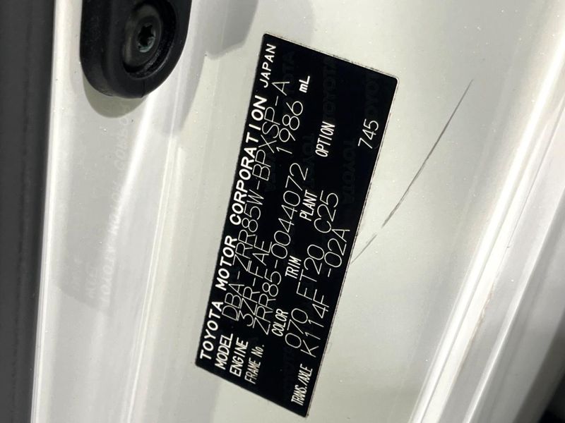 2015 Toyota Voxy DBA-ZRR85W (UW-6aa8b9df1c0c0)[1]