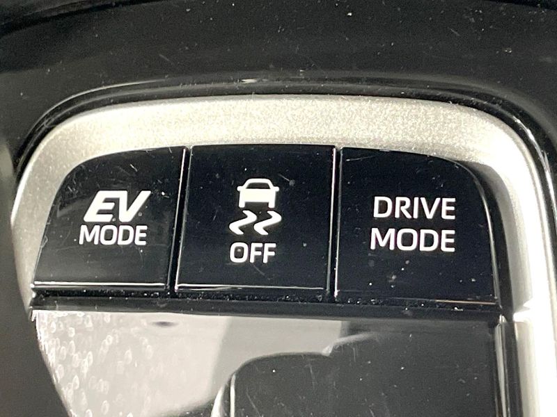 2025 Toyota Corolla Cross 6AA-ZVG13 (UW-6aa8b9edb50fc)[19]