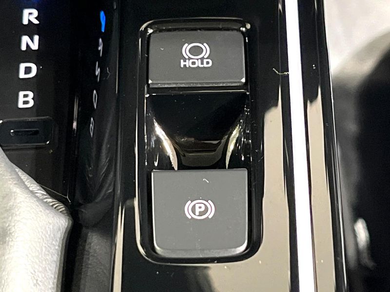 2026 Toyota Corolla Cross 6AA-ZVG13 (UW-6aa8b9f03a639)[13]