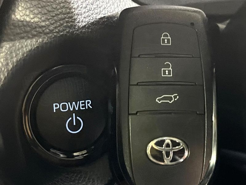 2026 Toyota Corolla Cross 6AA-ZVG13 (UW-6aa8b9f03a639)[11]