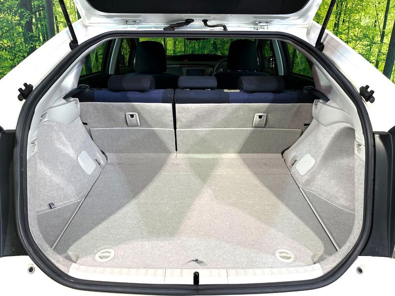 2013 Toyota Prius DAA-ZVW30 (UW-6aa8b9f5c0f02)[29]