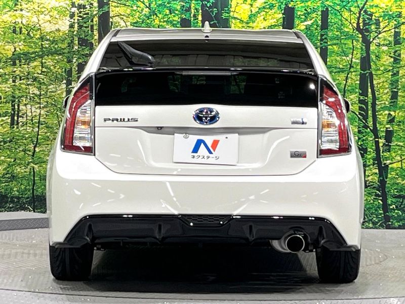 2015 Toyota Prius DAA-ZVW30 (UW-6aa8b9f687bc7)[10]